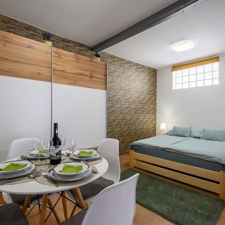 Koevirozsa Pihenohaz Hotel Demjen Bagian luar foto